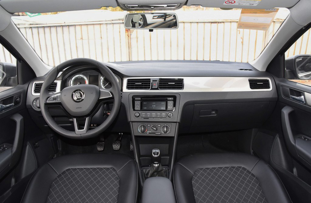 桑塔纳这款车值得买吗,比桑塔纳更值得买的车