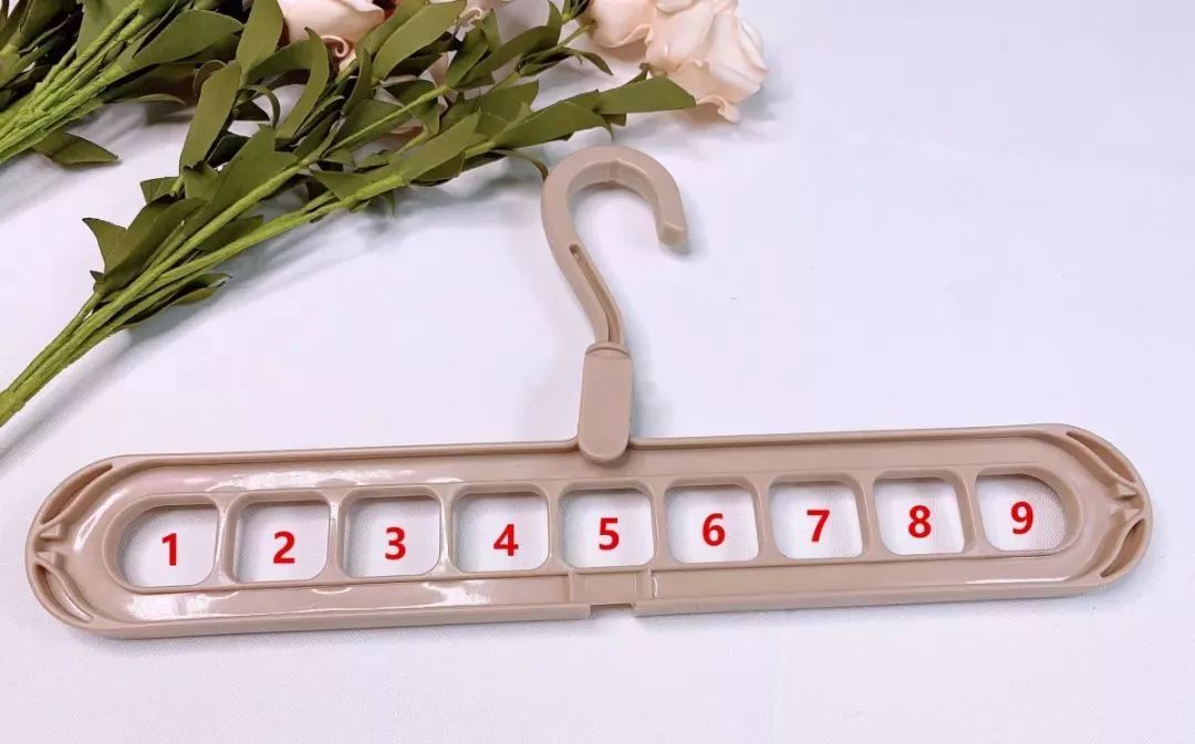 魔术衣架1个顶8个可重复使用,多功能魔术衣架轻松收纳家庭必备