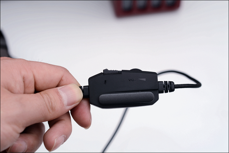 apex微星4070,apex英雄吃鸡游戏视频