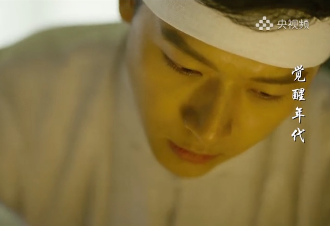 眼神清澈含情，声音温柔有磁性，湖北果然盛产国风*男美**