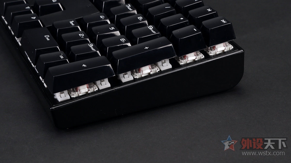 艾石头fe104机械键盘评测,艾石头ik6-m键盘评测