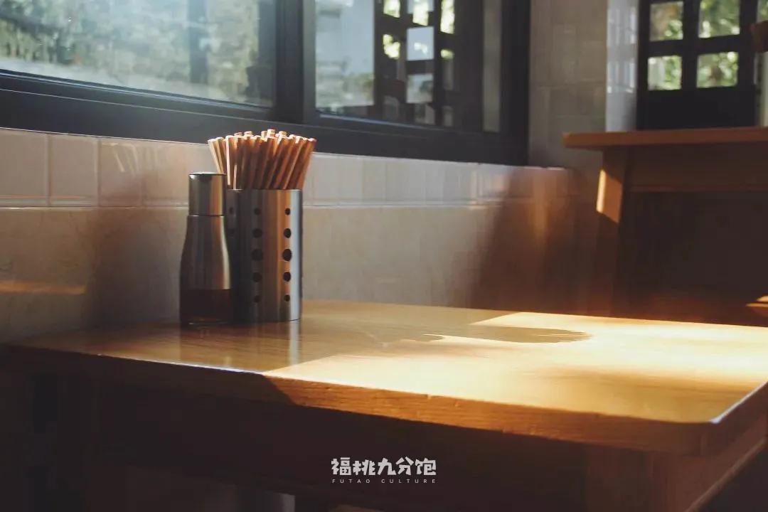 王宝强吃面道士下山,道士下山吃面图片