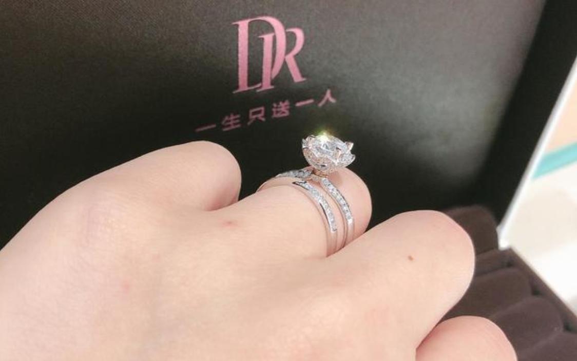 一生只送一人的dr钻戒多少钱,一生只送一人的dr怎么念