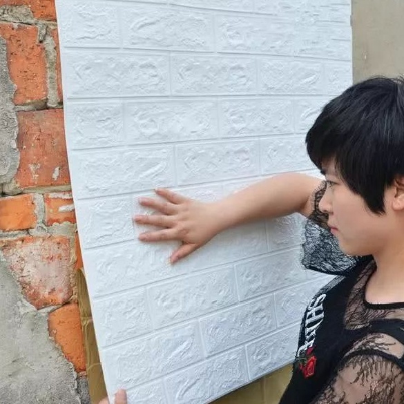 墙壁自粘纸贴墙砖,新型墙面自粘贴