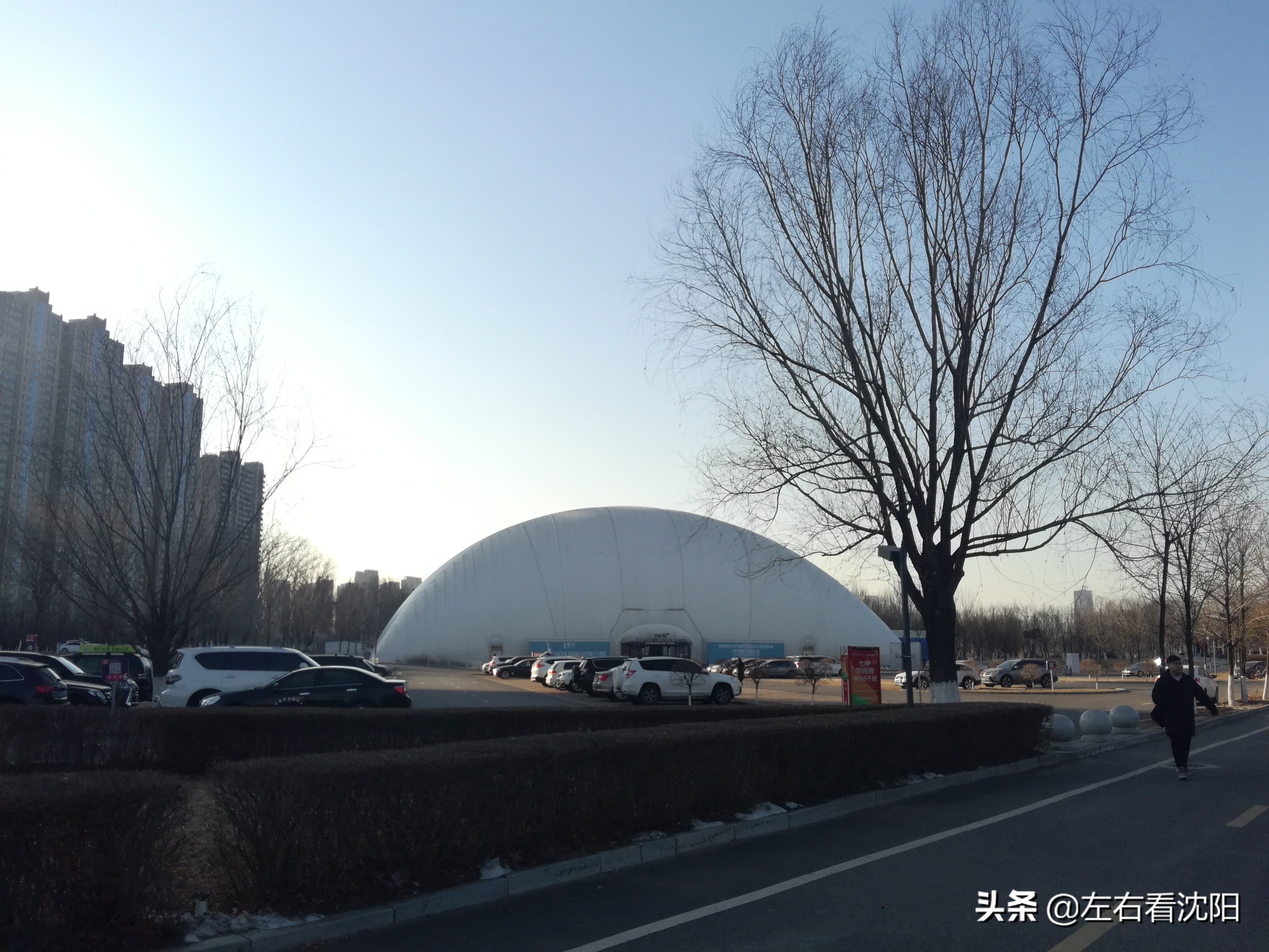 沈阳李铁足球公园简介,沈阳李铁8号足球公园能打篮球吗