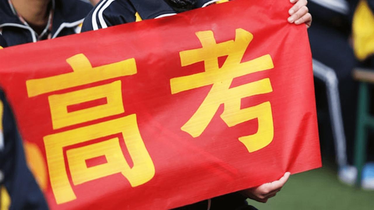 抗疫作文英雄素材,有关抗疫小事的作文素材