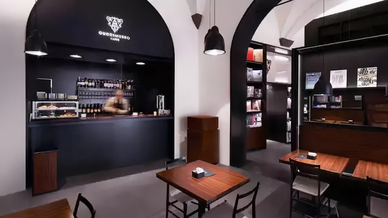 大牌下凡,LV开始卖咖啡了!P.S.日本最大LV旗舰店美翻了