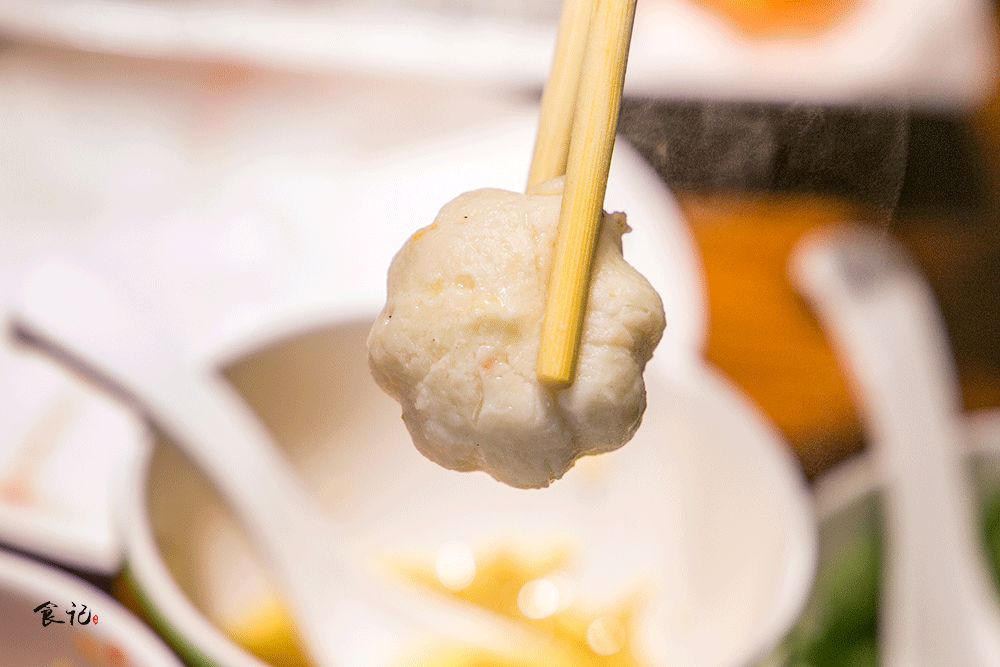 1块钱撸四盘！薄如蝉翼的蝴蝶鱼片，让你一口鲜掉眉毛！