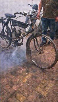 搞笑gif开心一刻单身也挺好,搞笑gif开心视频