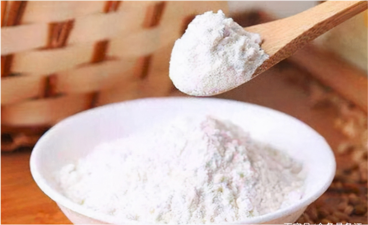 治狗狗拉稀的药,狗狗拉稀青褐色水