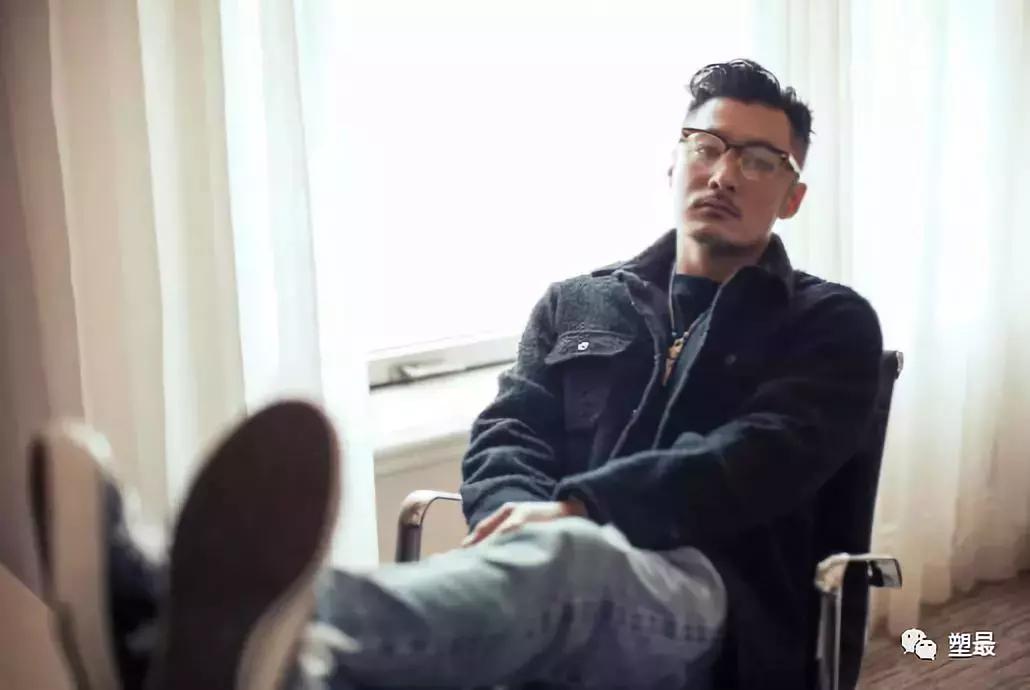 陈冠希评价余文乐潮牌,陈冠希新买鞋子