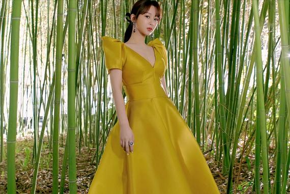 心理学喜欢蓝色代表什么,心理学喜欢绿色的人是什么性格