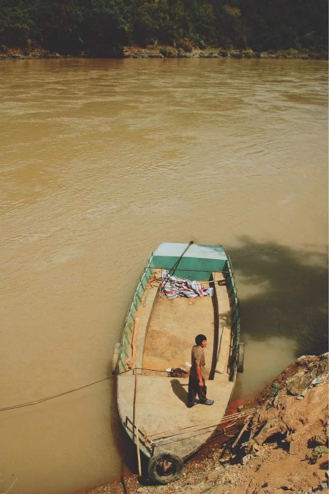 昔逐红尘千里归,昔逐红尘千里归出自哪里