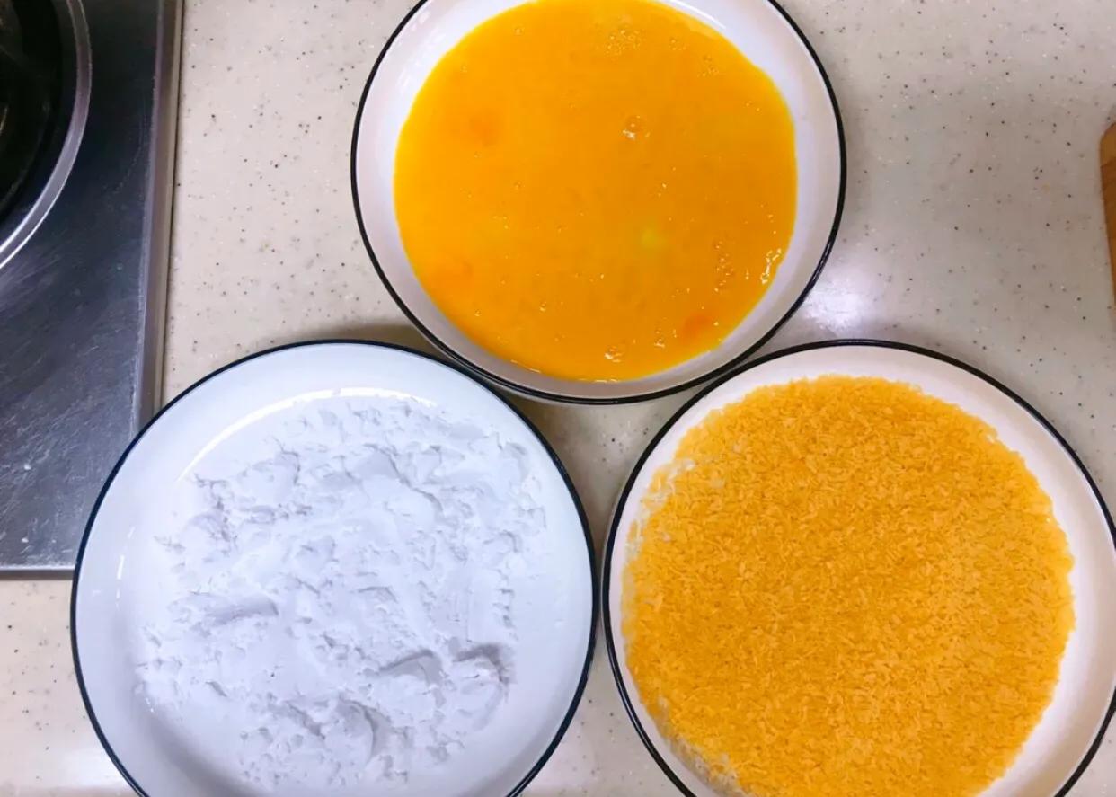 如何才能做出香脆酥软的炸猪排,在家就能做的法式炸猪排酱汁