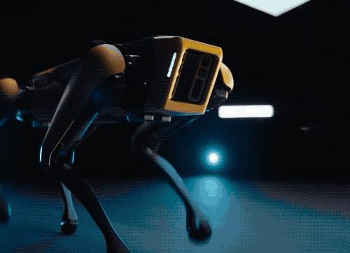 波士顿动力机械狗,波士顿动力机械狗最新展示