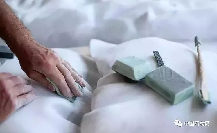 鱼肚白大理石贵不贵,鱼肚白的大理石贵吗