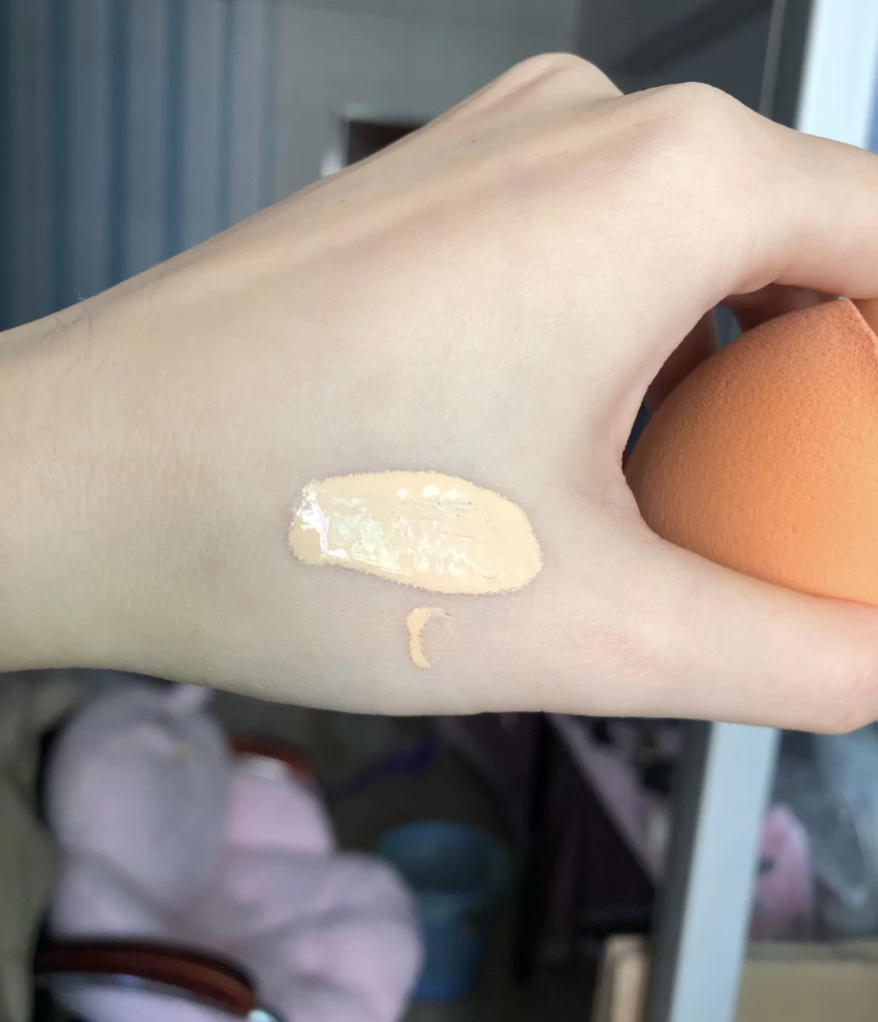 兰蔻和mac哪个粉底液好,口碑最好的粉底液