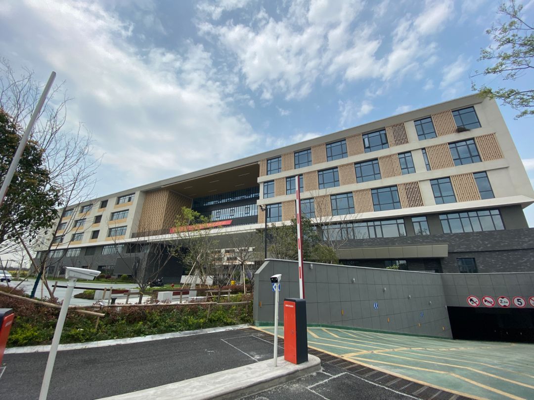 余杭新规划的学校,美翻了的校园