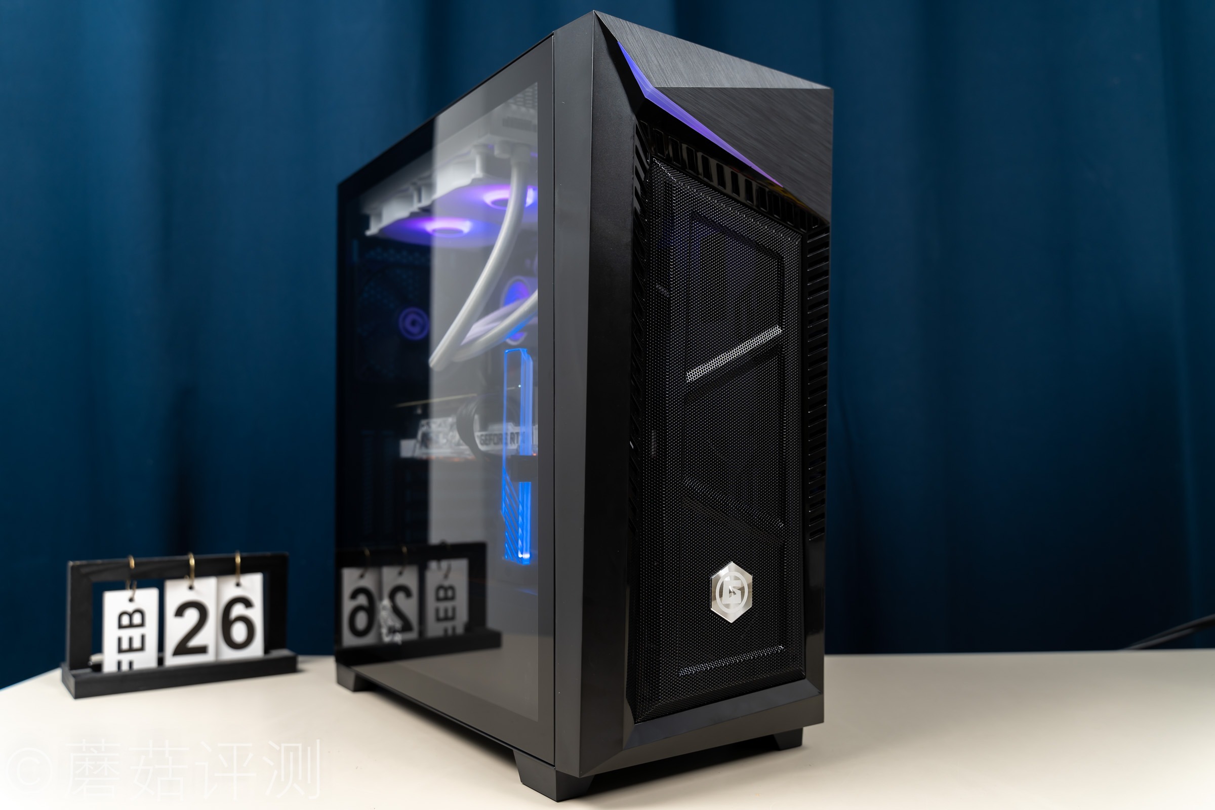 艾湃电竞机箱白色,艾湃电竞水冷评测