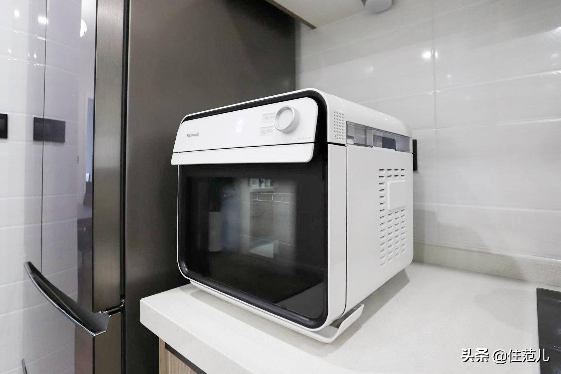 58㎡两室一厅，小户型也能拥有中岛厨房，父母硬核装修胜过年轻人