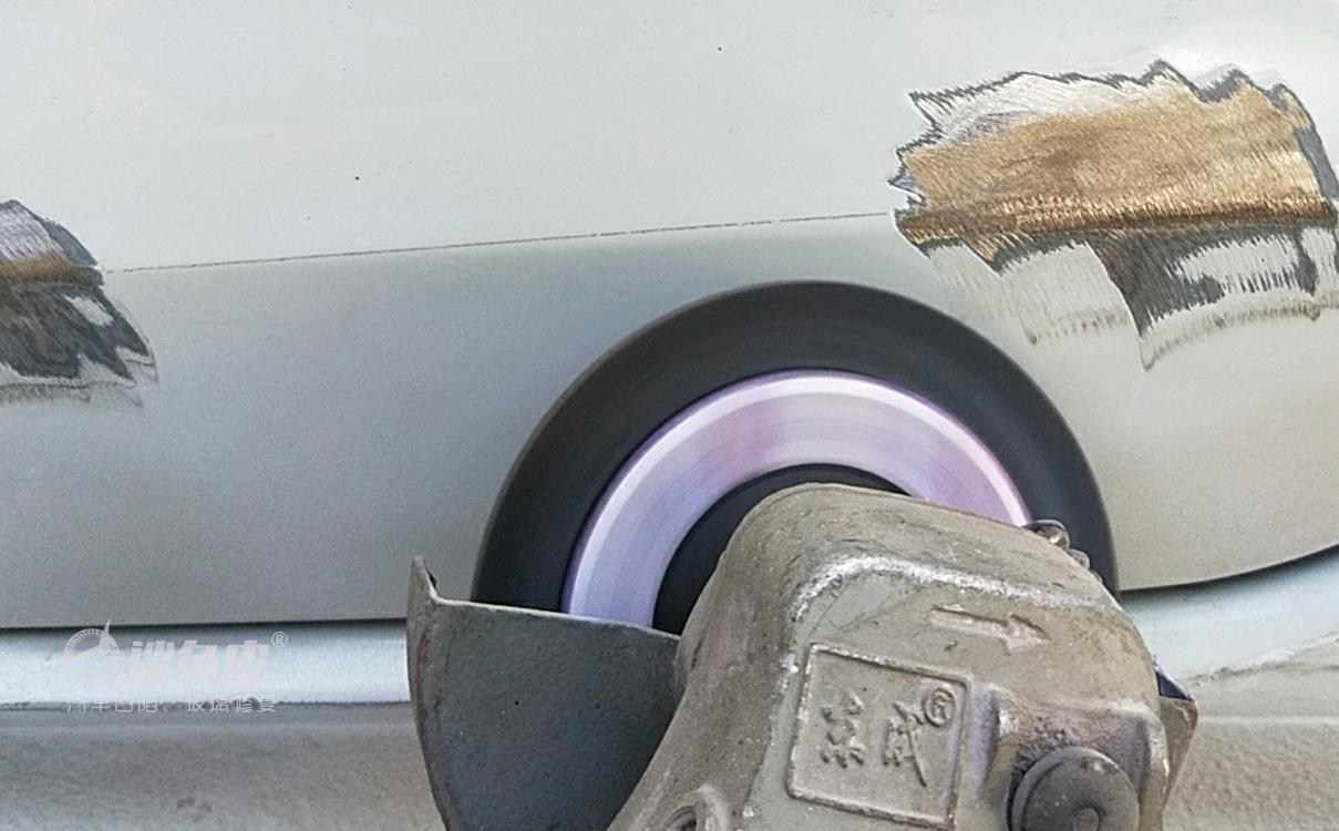 汽车车门凹陷修复大概要多少钱,汽车凹陷修复可靠吗