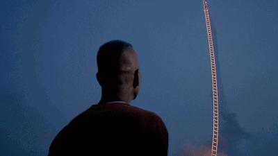 最会玩火的男人!他炸遍全世界却换来全网膜拜:美到窒息的神作