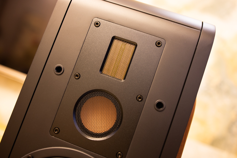 惠威m300mk2是多媒体音箱吗,客厅嵌入式音箱