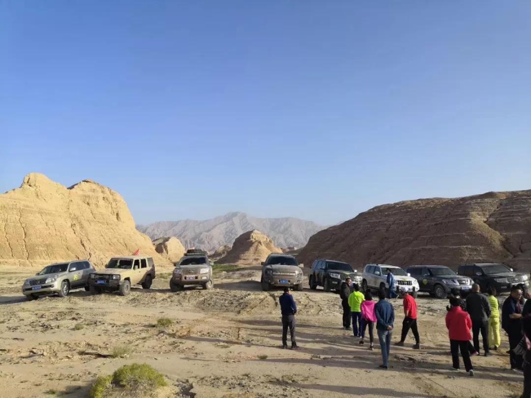 2018酷路泽4.0最顶配,2022年酷路泽4.6顶配