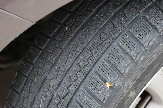 冰面爬坡a4,奥迪a4l四驱加速比赛