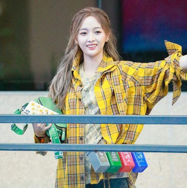 吴宣仪穿衣服造型被团队吐槽,吴宣仪谈衣品太土综艺