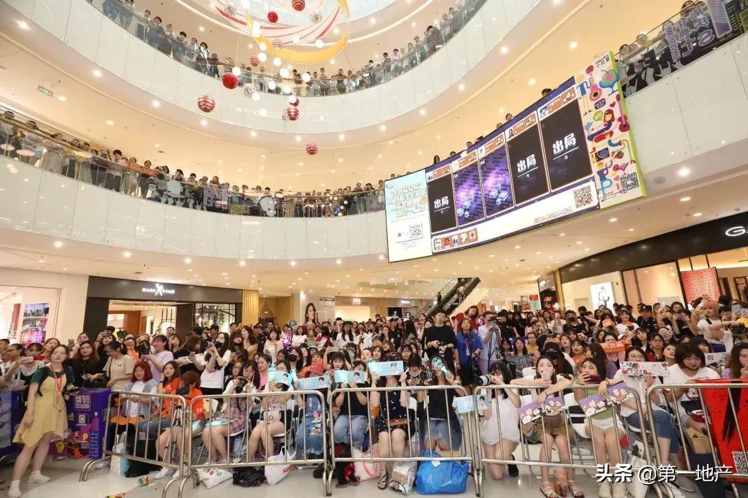 闈欏畨澶ц瀺鍩庣繜浜戞笂,缈熶簯娓婂ぇ铻嶅煄