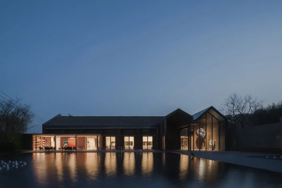 ENJOYDESIGN：书香与艺居融为一体，重塑潮流空间IP