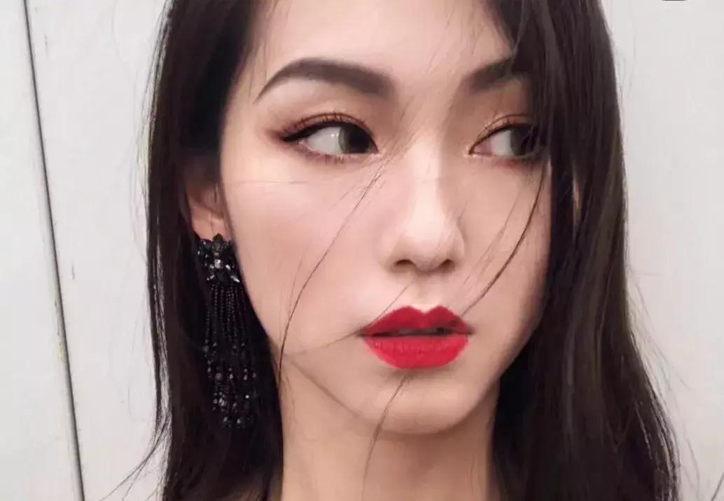李佳琦夸过的口红这么多，这几支才最最最值得入手！！