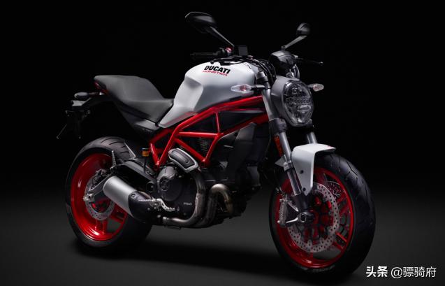 杜卡迪monster79516款,杜卡迪monster797首次亮相