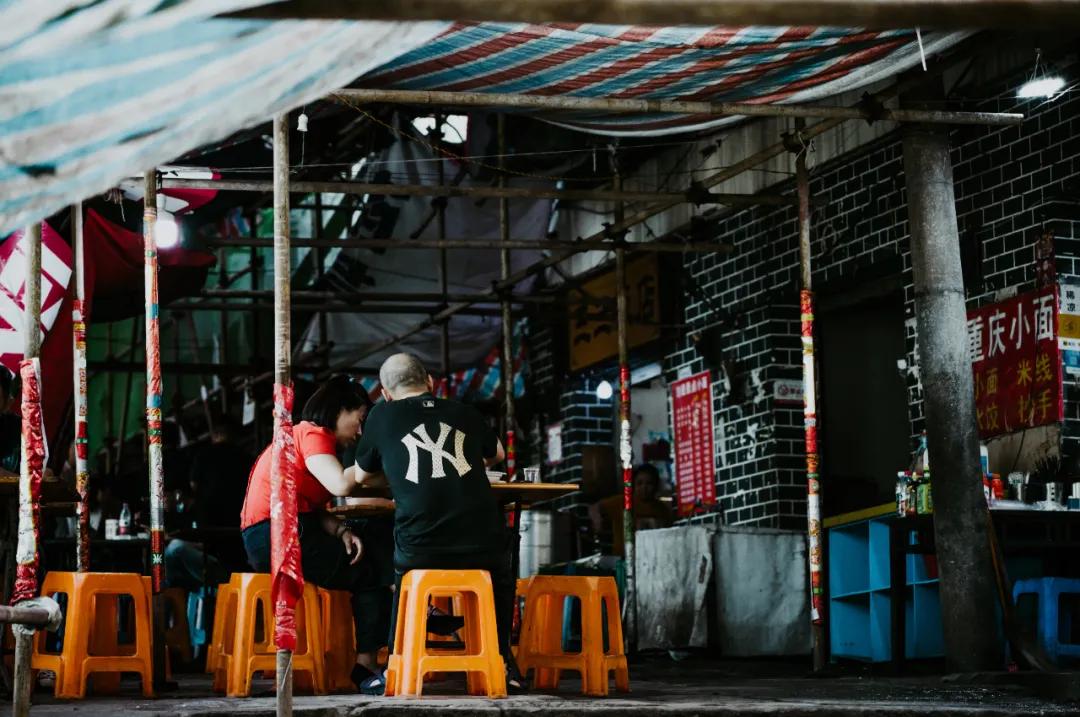 2470f2.8镜头拍出来效果,28mmf2.8镜头适合拍什么
