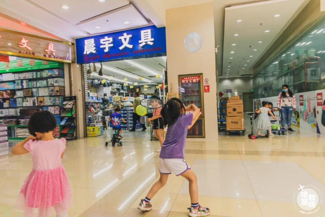 云纺，一个被美食“耽误”的批发市场