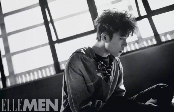 易烊千玺让人喜欢的10个理由,如何客观的评价易烊千玺的长相