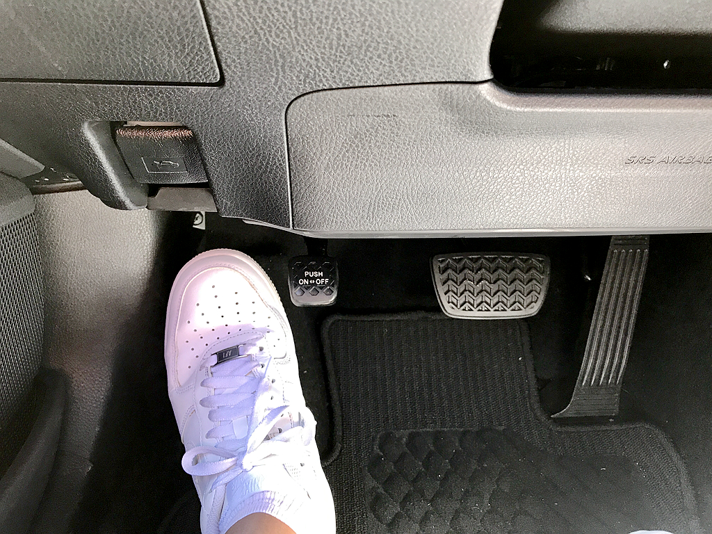 进口凯美瑞和大陆有什么区别,八代丰田凯美瑞驾驶体验