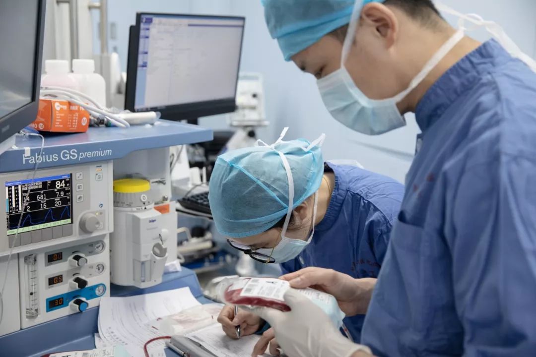 【最新】“一号难求”的顶级专家，在江北“坐等”你来！