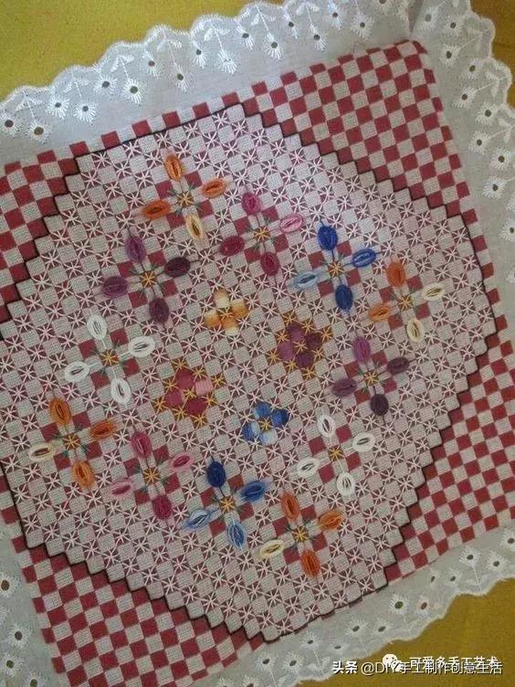 桌布花边的手工刺绣,刺绣桌布diy简单图案