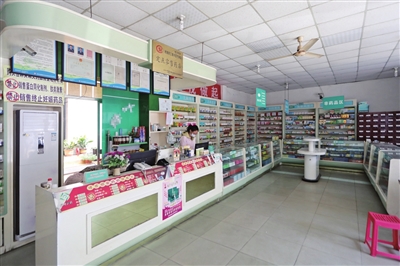 女子买三盒药一盒过期两盒临期,药店:愿意换药并赔偿