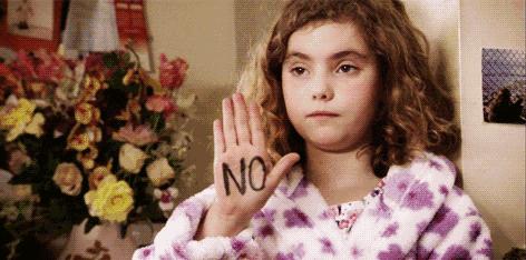 塑料姐妹花的感情生活,塑料姐妹花争抢法拉利男友