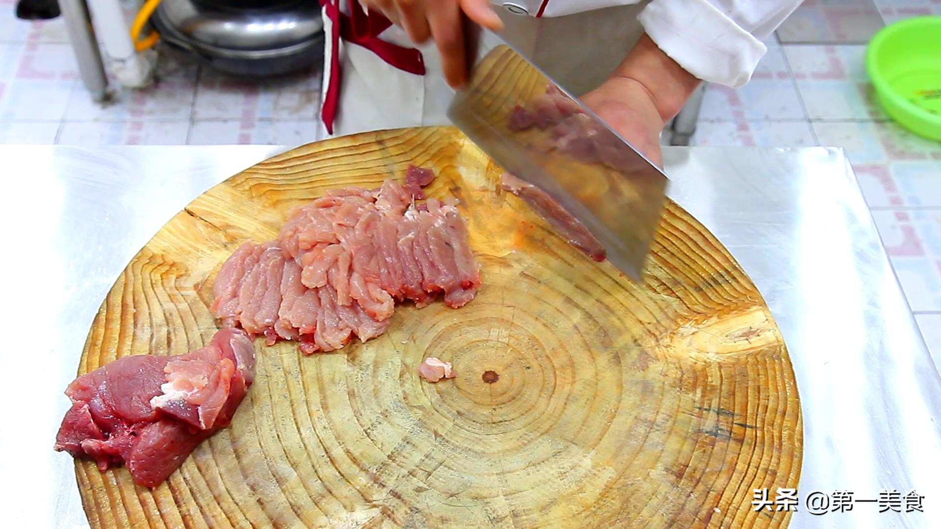 这才是水煮肉片正宗的做法,最好吃水煮肉片做法
