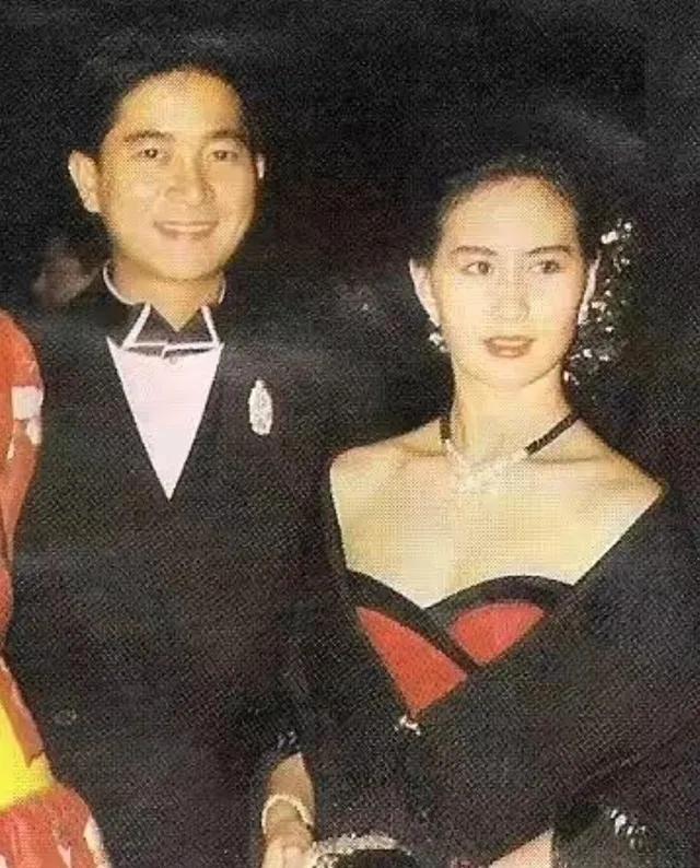 张国荣的死因和陈百强有关系吗,张国荣与陈百强相差10年去世