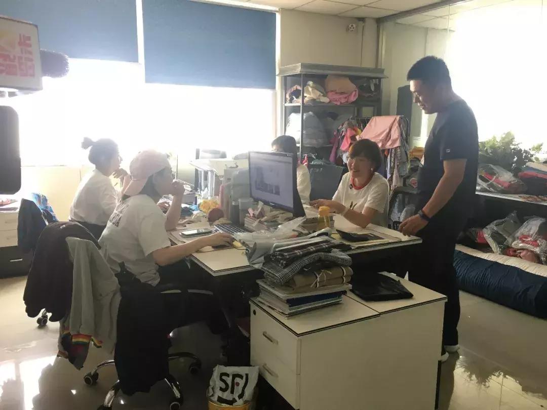 聚焦即墨童装人|走属于自己的“童装路”——专访青岛达方服饰有限公司总经理樊庆兵