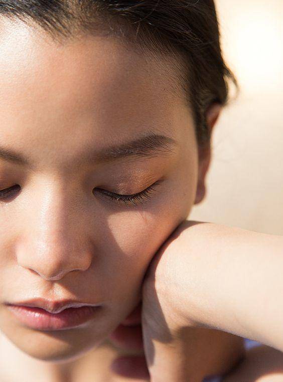 不用妆前乳的底妆画法,不挑粉底的干净底妆画法