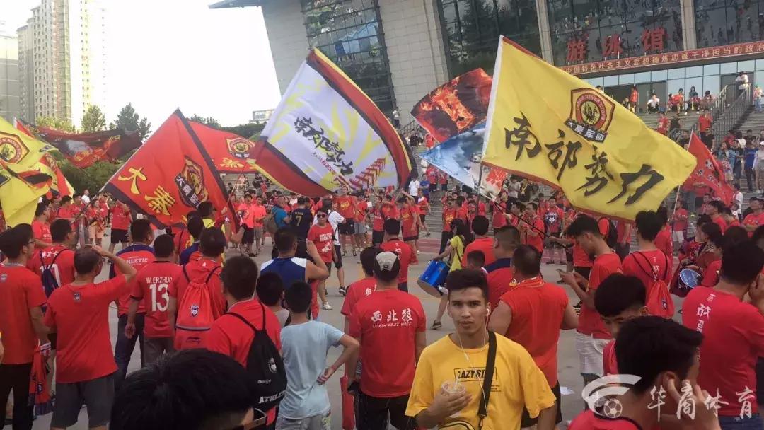 27339人！西北狼再造超白金球市主场3:4憾负石家庄