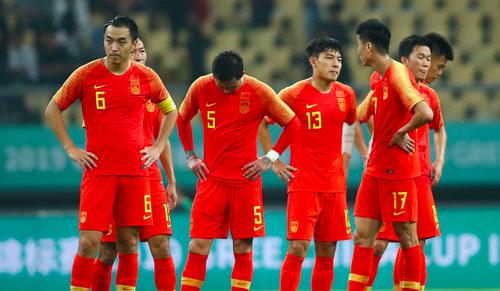 男足女足为什么待遇不一样,中国女足胜过朝鲜吗