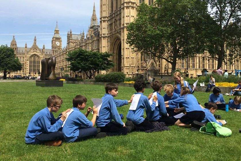 小学生留学英国条件,还有多少小学生留学英国