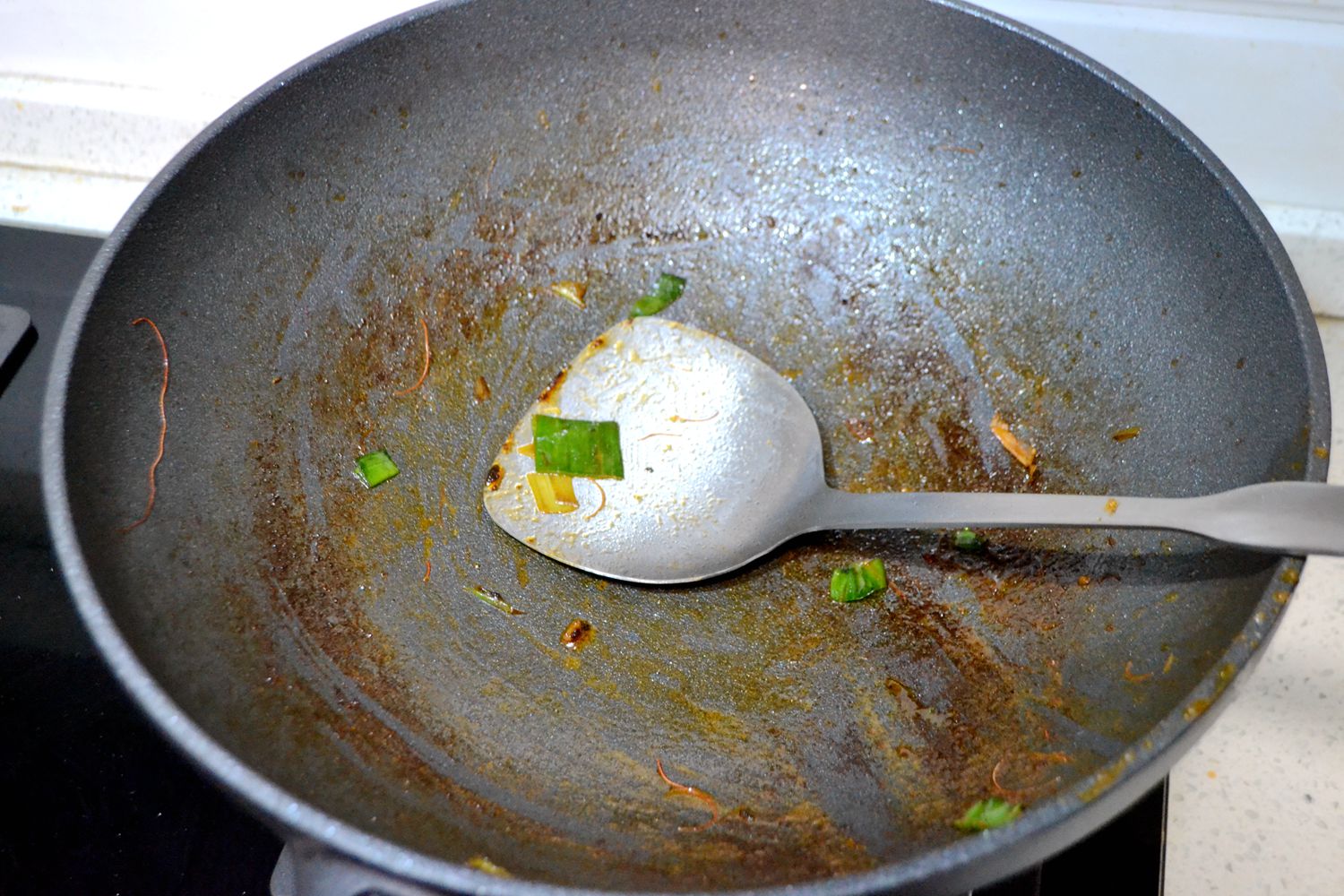 九阳不粘锅可以用铁铲吗,推荐一款不粘锅九阳